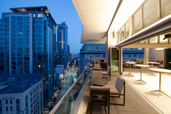 Hotel MdR Marina Del Rey - A Double Tree by Hilton