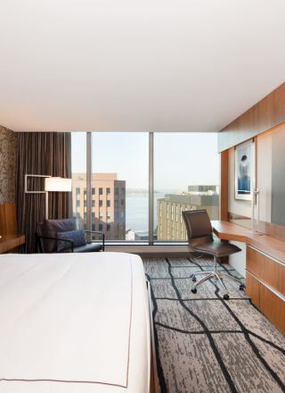 Hotel MdR Marina Del Rey - A Double Tree by Hilton